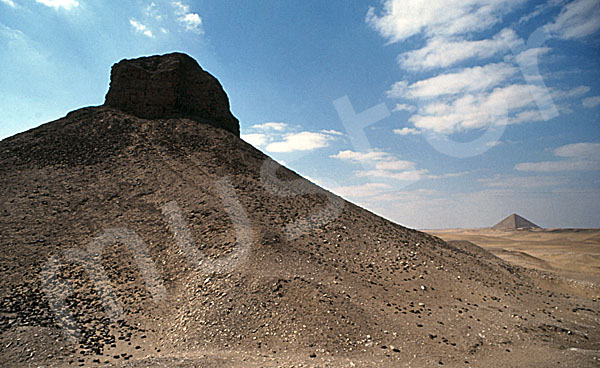 Amenemhat III.-Pyramide (Schwarze Pyramide): Ecke, Bild-Nr. Grßansicht: 360a/21