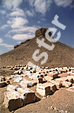 Amenemhat III.-Pyramide (Schwarze Pyramide): Ecke, Bild-Nr. 360a/17, Motivjahr: 2000, © fröse multimedia: Frank Fröse