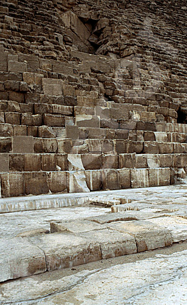 Cheops-Pyramide: Umfassungs- / Temenosmauer, Bild-Nr. Grßansicht: 20b/8