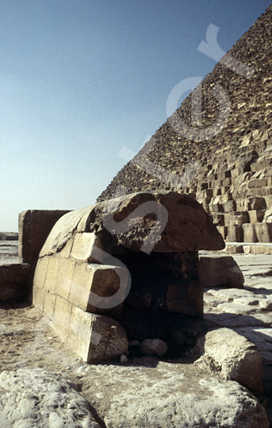 Cheops-Pyramide: Umfassungs- / Temenosmauer, Bild-Nr. Grßansicht: 23a/4