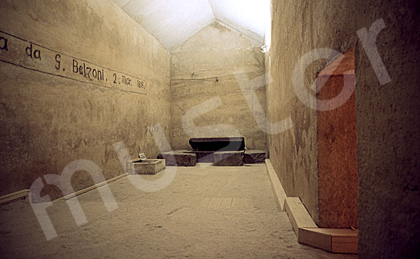 Chephren-Pyramide: Haupt- / Grabkammer, Bild-Nr. Grßansicht: 35a/23