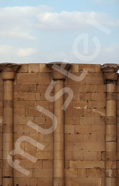 Djoser-Pyramide: Nordhaus / Nordpavillon, Bild-Nr. Grßansicht: 200b/6