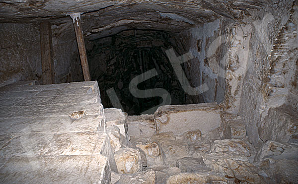 Knick-Pyramide: Haupt- / Grabkammer, Bild-Nr. Grßansicht: 375a/30