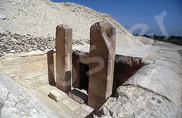 Medum-Pyramide: Opferkapelle, Bild-Nr. Grßansicht: 420a/21