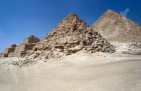 Mykerinos-Pyramide: Blickrichtung Nordwesten, Bild-Nr. Grßansicht: 40b/45