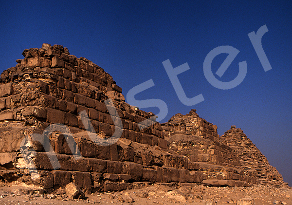 Mykerinos-Pyramide: Blickrichtung Ostnordosten, Bild-Nr. Grßansicht: 41b/5