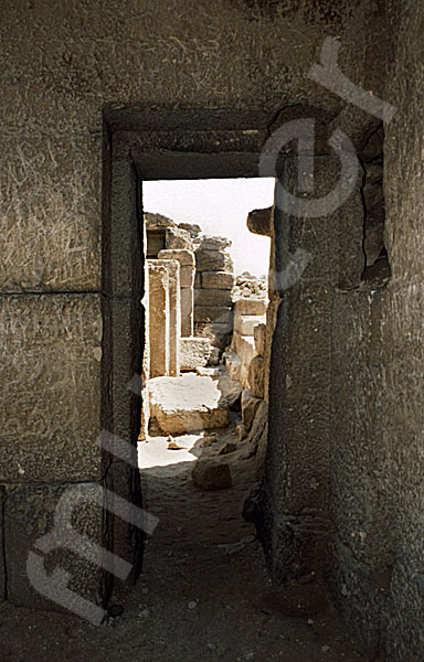 Mykerinos-Pyramide: Opferkapelle, Bild-Nr. Grßansicht: 40b/18