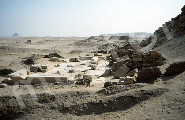 Neferirkare-Pyramide: Totentempel, Bild-Nr. Grßansicht: 140a/4