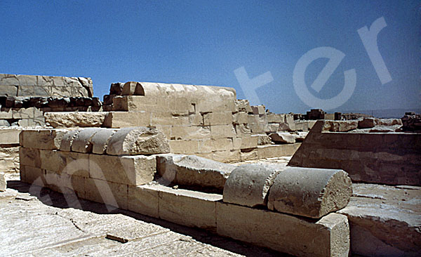 Pepi-I.-Pyramide: Umfassungs- / Temenosmauer, Bild-Nr. Grßansicht: 230a/14