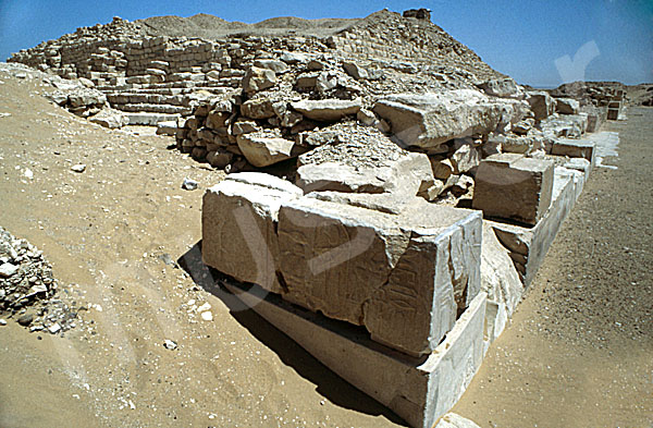 Pepi-I.-Pyramide: Umfassungs- / Temenosmauer, Bild-Nr. Grßansicht: 230a/7