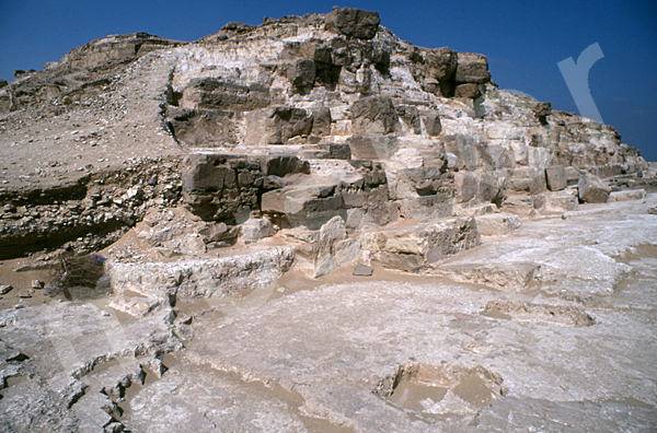 Radjedef-Pyramide: Ecke, Bild-Nr. Grßansicht: 10b/8