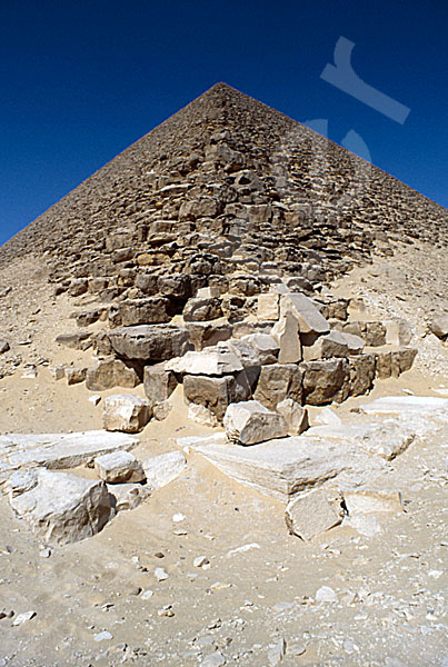 Rote Pyramide: Ecke, Bild-Nr. Grßansicht: 340a/17