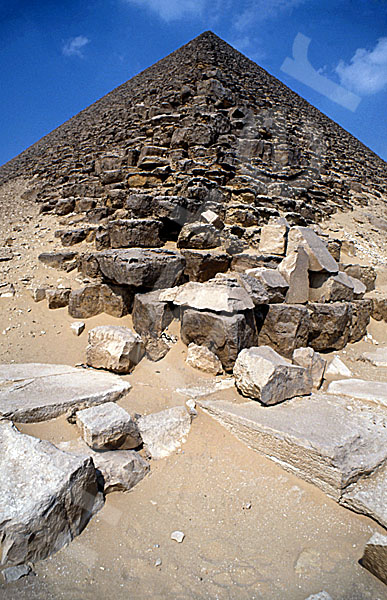 Rote Pyramide: Ecke, Bild-Nr. Grßansicht: 340a/18