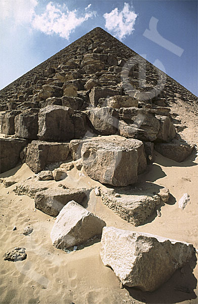 Rote Pyramide: Ecke, Bild-Nr. Grßansicht: 340a/29