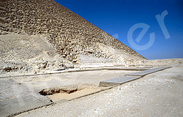 Rote Pyramide: Totentempel, Bild-Nr. Grßansicht: 340a/25
