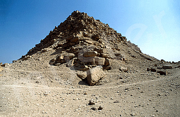 Sahure-Pyramide: Ecke, Bild-Nr. Grßansicht: 120a/1