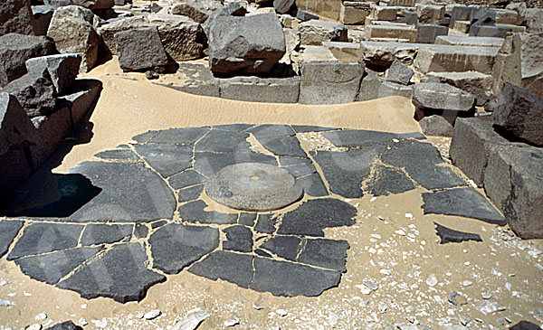 Sahure-Pyramide: Totentempel, Bild-Nr. Grßansicht: 120a/21