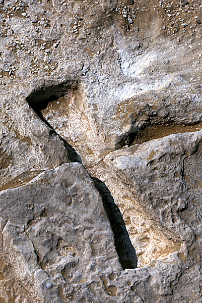 Sesostris-I.-Pyramide: Umfassungs- / Temenosmauer, Bild-Nr. Grßansicht: 410a/2