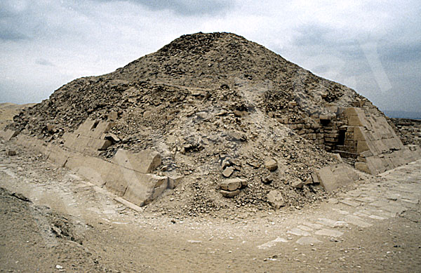 Unas Pyramide: Ecke, Bild-Nr. Grßansicht: 210a/39